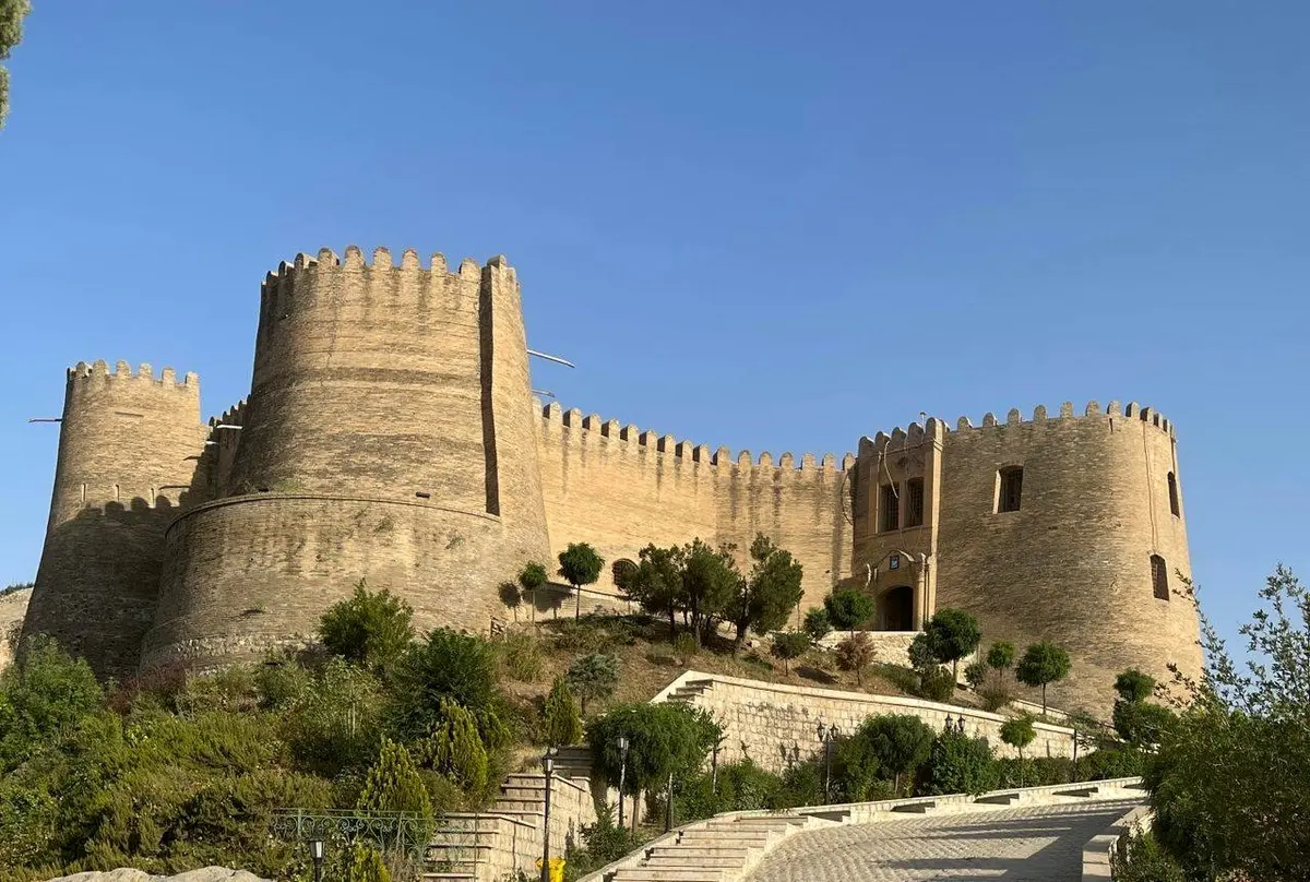 سالانه ۴۰ فصل مرمت بناهای تاریخی در لرستان صورت میگیرد