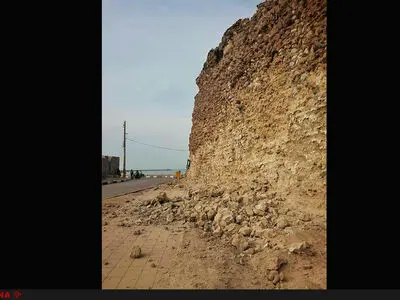 تخریب دیوار قلعه‌ پرتغالی‌ها، مسئولان را به خود نیاورد/خلف وعده‌‌ معاون رئیس‌جمهور در اختصاص بودجه