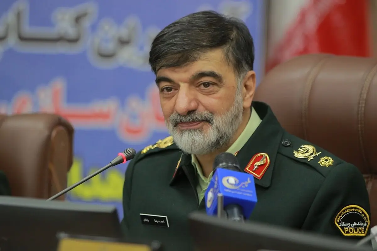 تاکید فرمانده فراجا بر حضور با بینش اطلاعاتی در ماموریت‌ها