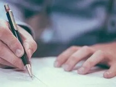 مسئولین در صف اول شهادت یا فساد؟ + صوت