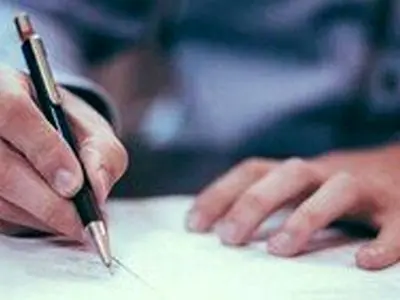 مسئولین در صف اول شهادت یا فساد؟ + صوت