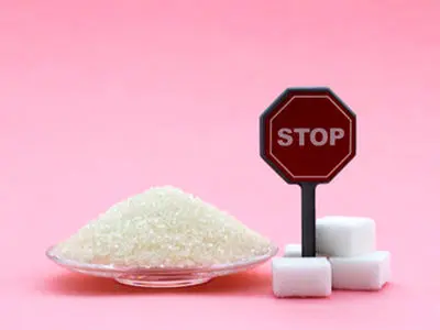 حذف قند کار دست دکتر اورژانس داد