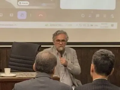 سفیر ژاپن به تماشای فیلم «روی خط صفر» نشست