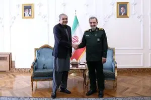 ایران و پاکستان عقبه راهبردی یکدیگرند