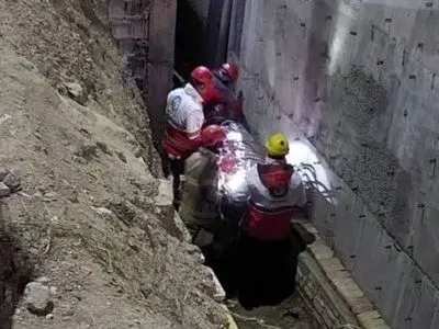 مصدومیت یک کارگر راننده بر اثر سقوط در گودالی در پارک فناوری پردیس 