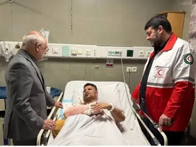 عیادت حاجی‌میرزایی و کولیوند از امدادگران و مجروحان حادثه‌دیده در حملات اخیر

