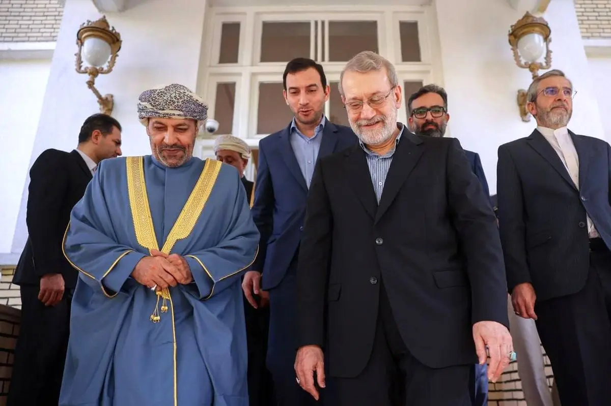 ادعای رسانه اماراتی:‌ لاریجانی به عمان می‌رود