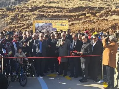 مسیر ۳۲ کیلومتری دوچرخه‌سواری و پیاده‌روی شیراز بهره برداری شد