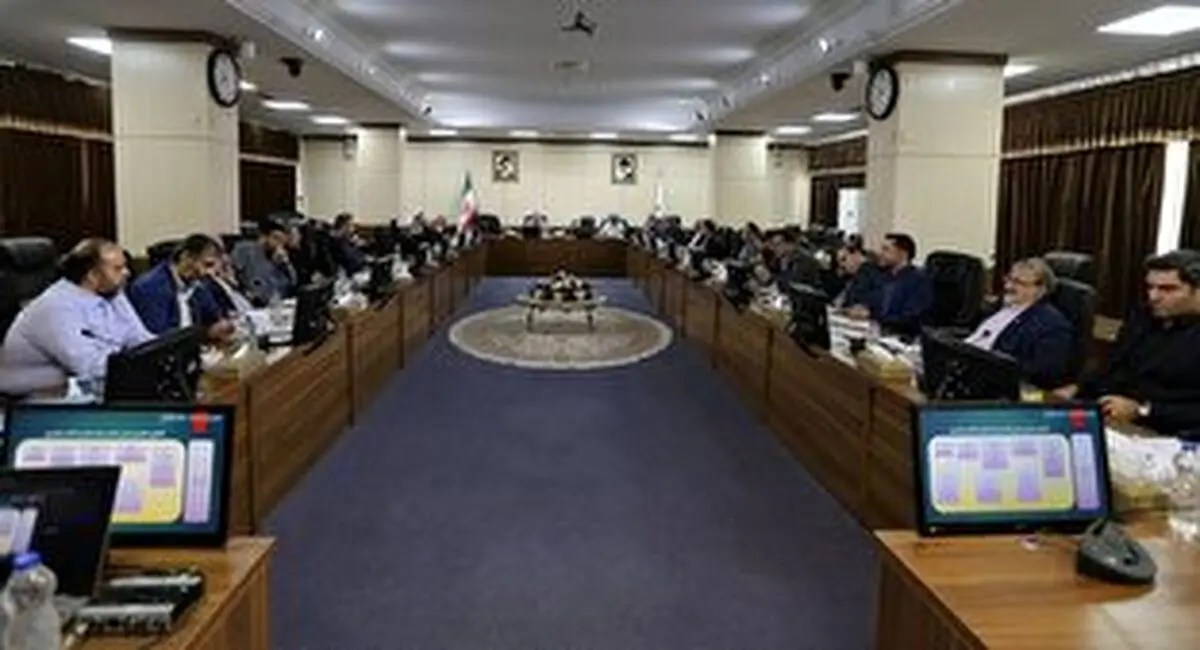 ادامه بررسی مغایرت لایحه برنامه هفتم با سیاست‌های کلی نظام