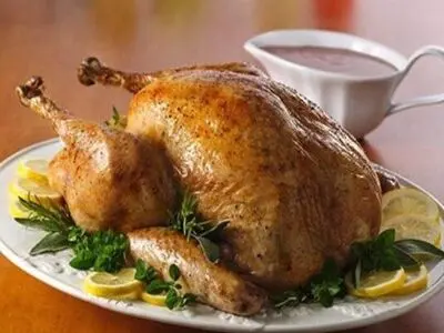 طرز تهیه مرغ شکم‌پر شمالی در فر و بدون فر