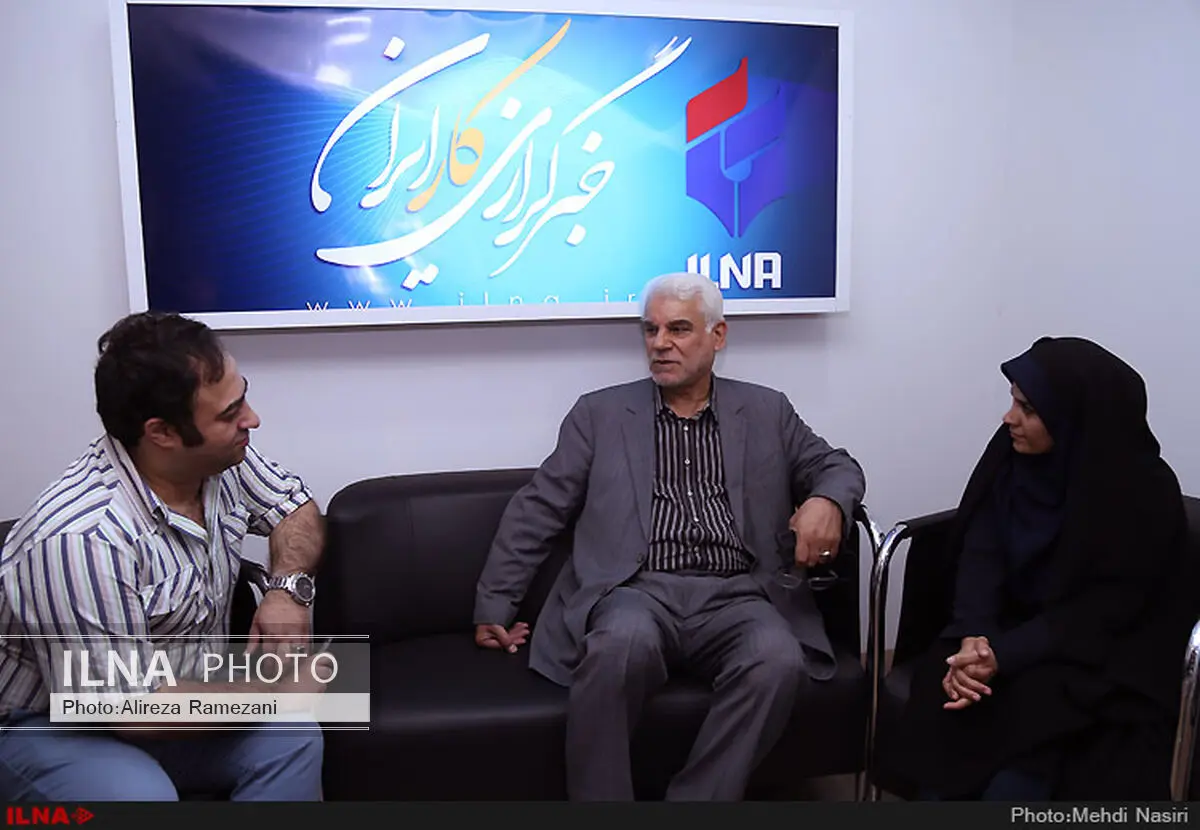 مدیرعامل سابق بانک مرکزی از غرفه ایلنا بازدید کرد