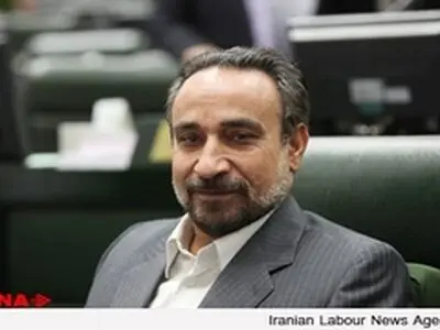 اصولگرایان از حرکت‌های خودسرانه تبری جویند