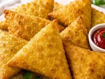 سمبوسه خانگی؛ برای وقت هایی که به دنبال یک فست فود راحت هستید
