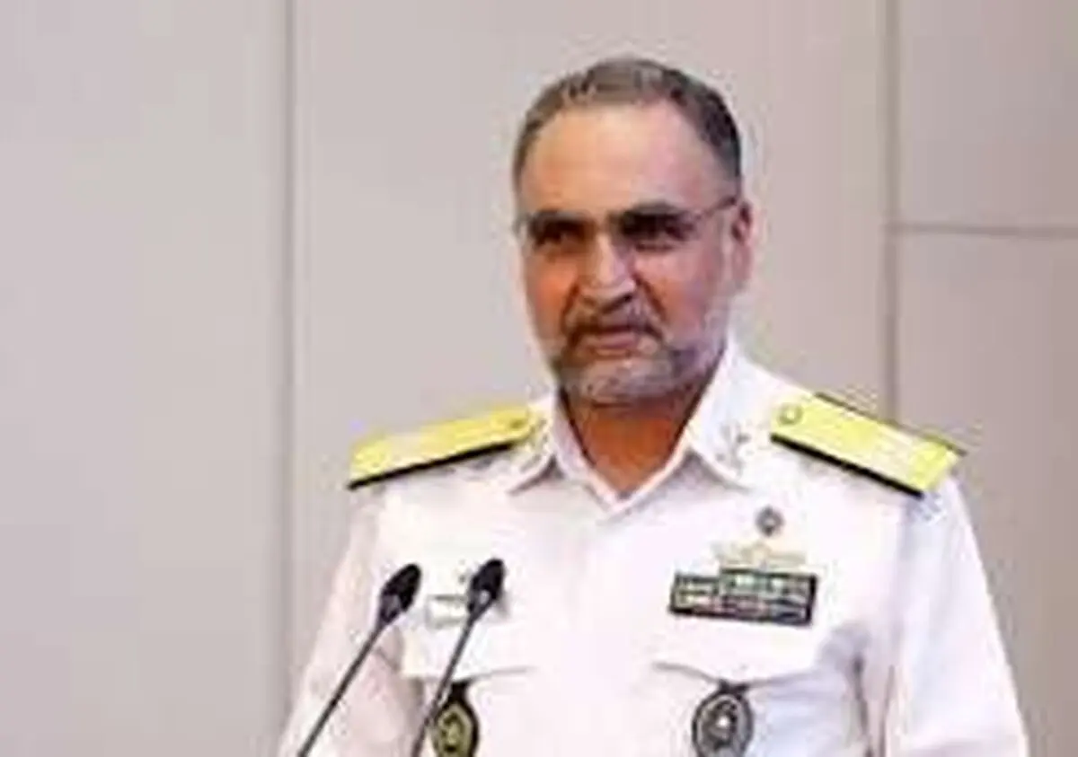 نیروی دریایی ارتش با «تنگه احد ولایت» دشمن را از هرمز دور نگه داشت/ ناو آبراهام لینکلن مفتضحانه از صحنه عملیات خارج شد