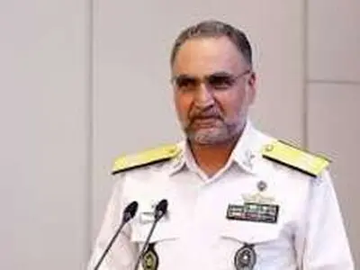 نیروی دریایی ارتش با «تنگه احد ولایت» دشمن را از هرمز دور نگه داشت/ ناو آبراهام لینکلن مفتضحانه از صحنه عملیات خارج شد