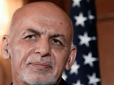 اشرف غنی با کیسه‌های پر از پول از افغانستان فرار کرد