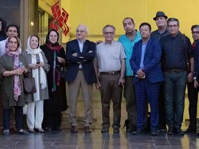 بازماندگان کودتای ۲۸ مرداد به تماشای «راپورتهای دکتر مصدق» رفتند
