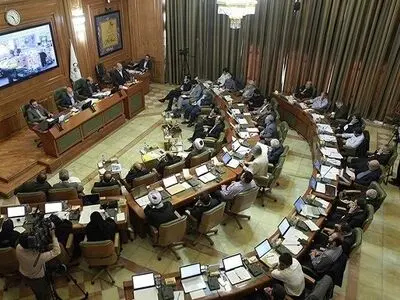 چرا کارچاق کن‌ها از شهرداری تهران جمع‌آوری نمی‌شوند؟!