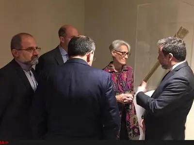 از اولین مذاکرات محرمانه در عمان تا ترفند عجیب «وندی شرمن» برای نزدیک شدن به عراقچی و تخت‌روانچی