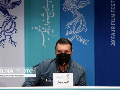 سی و نهمین جشنواره فیلم فجر؛ نشست فیلم تک تیرانداز