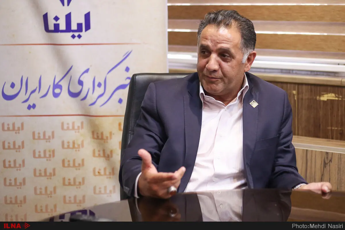 ۶۰ درصد واردات زینک در اختیار یک شرکت/ اختلاف ارز یک میلیون متر زینک وارداتی ۱۰۰ میلیارد تومان است/ زینک موجود در انبار می‌تواند نیاز سه ماه کشور را تامین کند