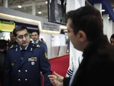 الدفاع الإیرانیة: طائرة "سیمرغ" جاهزة للطیران