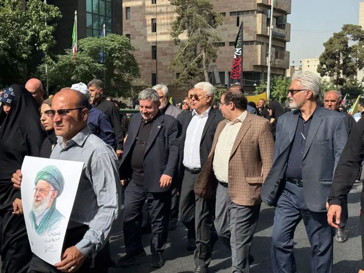 انسجام مردم و اقتدار دفاعی دشمن را مجبور به پذیرش شکست کرد