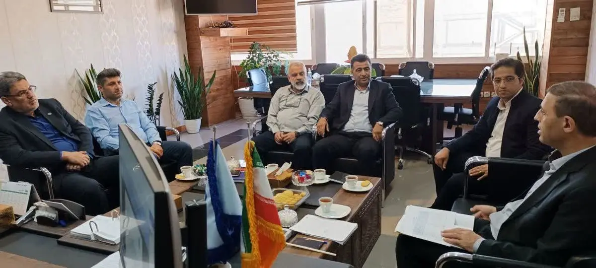 دردسرهای کارگران مشاغل سخت با عناوین شغلی اشتباه/ شرایط زندگی کارگران وخیم است