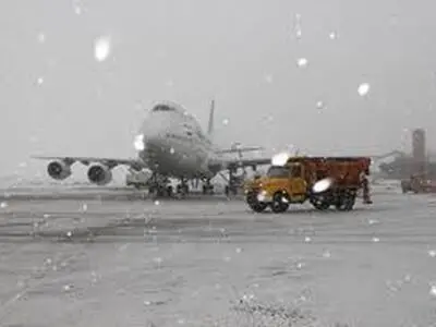 مهرآباد با محدودیت پروازی شروع به کار کرد