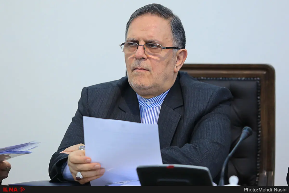 نامه سیف به اژه‌ای؛ طرح قصور بانک مرکزی در موضوع موسسات مالی زمینه‌ساز گستاخی مسببان اصلی بحران شده است