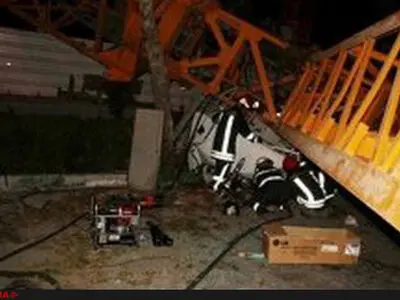 سقوط جرثقیل در چین 18 قربانی گرفت