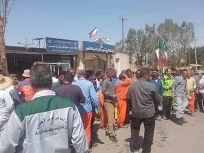 اعتراض کارگران «محور گستر نصر» در سیرجان/ ما را سر دوراهی گذاشته‌اند، یا بیکاری یا آوارگی!