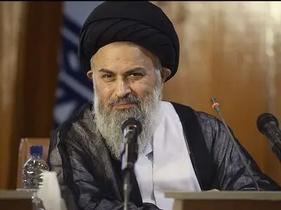 اسلام بنیان حکومت را مردم‌سالاری می‌داند