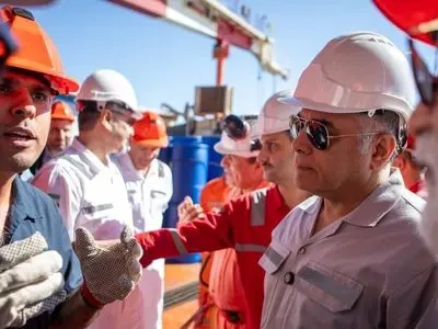 بازدید وزیر نفت از تأسیسات پتروپالایش کنگان