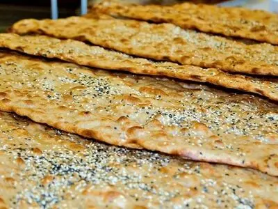 ماجرای کاهش کیفیت نان در ماه‌های گذشته چه بود؟ 