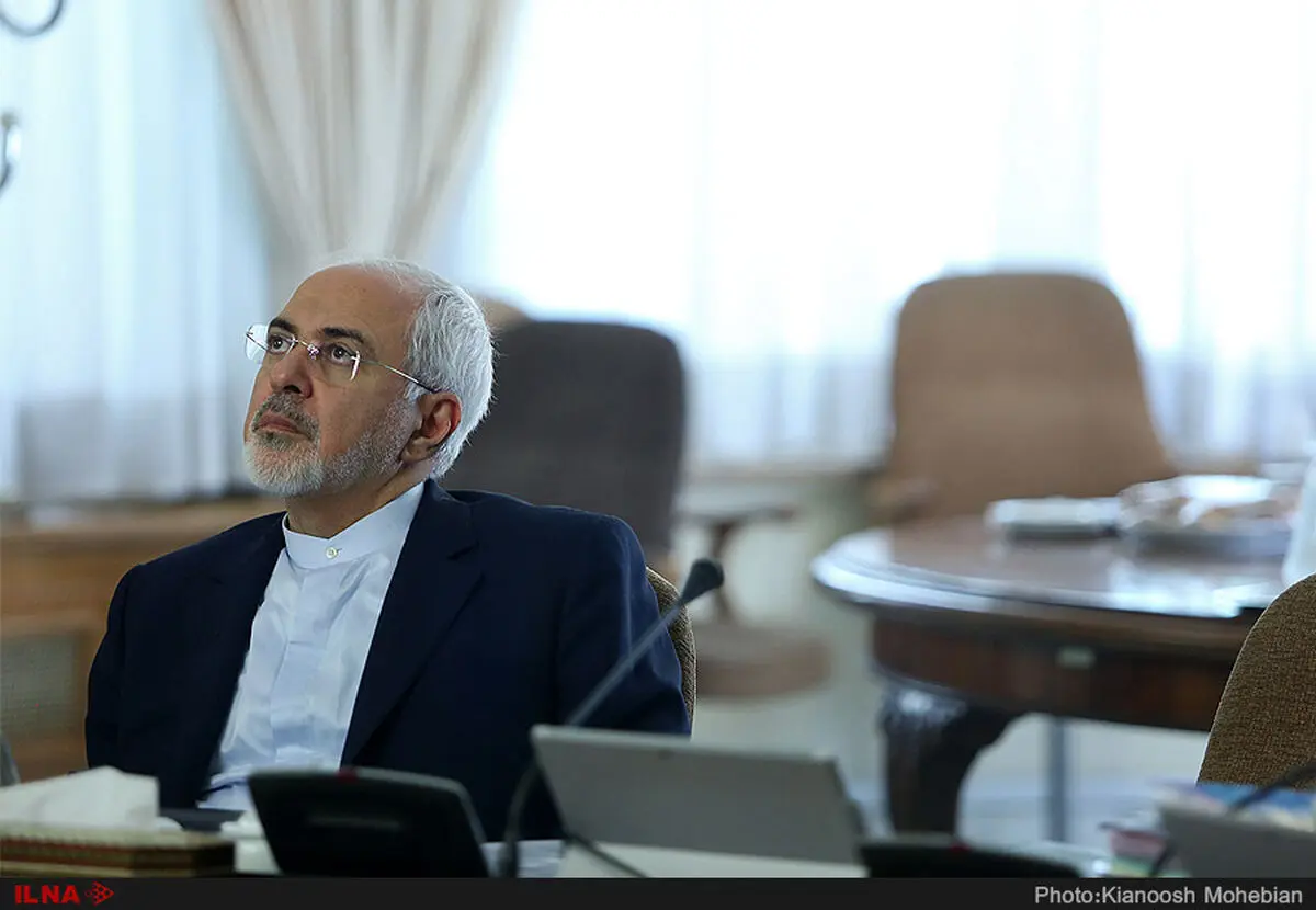 در برابر رویاهایی که بر زمین افتادند، تمام قد تعظیم می‌کنم 