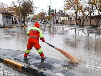 رفع آبگرفتگی تمامی معابر در کرمانشاه در حال انجام است