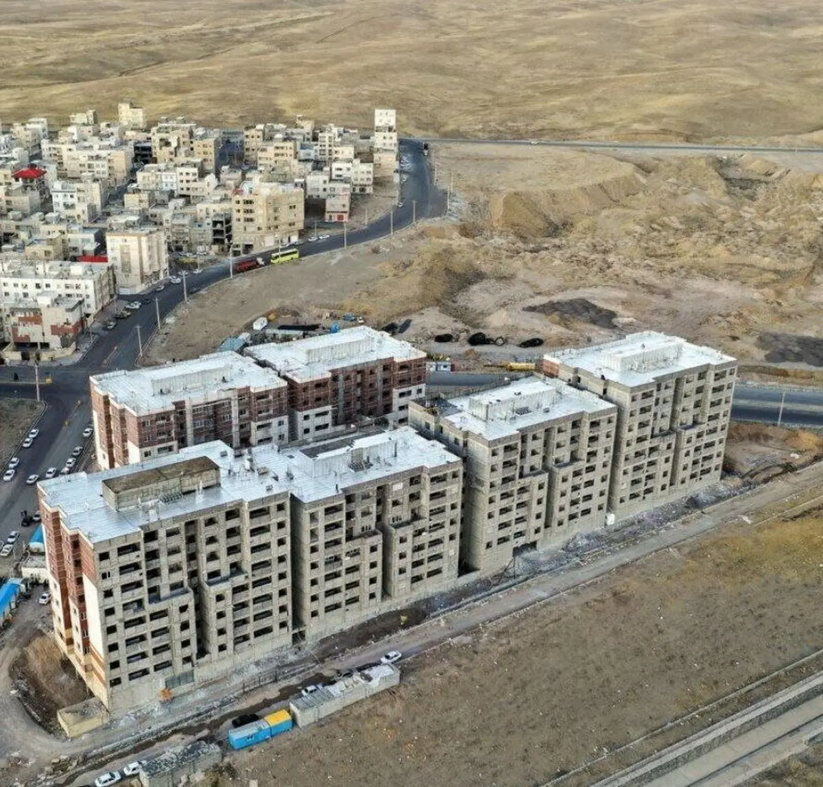 ۲۰ هزار واحد مسکن حمایتی در آذربایجان‌غربی به متقاضیان تحویل شد