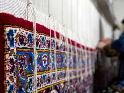 فعالیت ۷۲ هزار بافنده فرش در آذربایجان غربی/تولید سالانه ۲۹۰ هزار مترمربع فرش دست بافت در استان