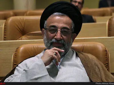 مردم با تحمل رد صلاحیت‌ها، پای صندوق‌های رای آمدند