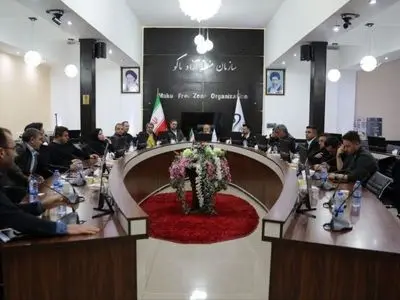 بررسی چالش‌های واردات خودرو در منطقه آزاد ماکو با حضور مدیرعامل سازمان