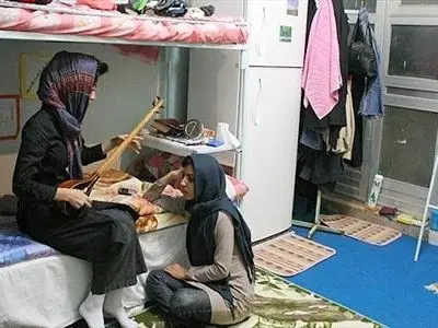 زندگی دختران مجرد در پانسیون‌های تهران