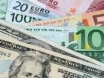 بهای انواع ارز در بازار روز شنبه ۱ اردیبهشت
