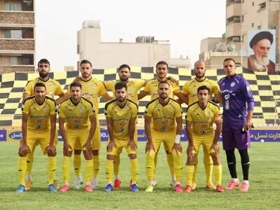 تساوی بدون گل فجر سپاسی و صنعت نفت در نیمه اول