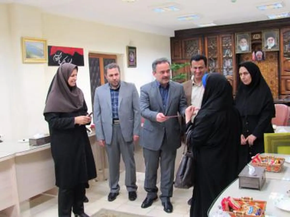 اهدای ۳ واحد مسکن مددجویی  به تحت پوششین بهزیستی 