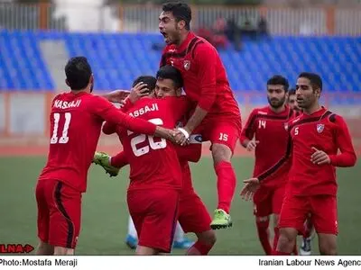 بازی فوتبال صبای قم و نساجی مازندران در مرحله نهایی لیگ دست اول امید