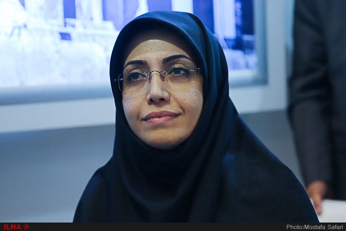 جزییات اولین جلسه دادگاه الهام فخاری از زبان وکیلش