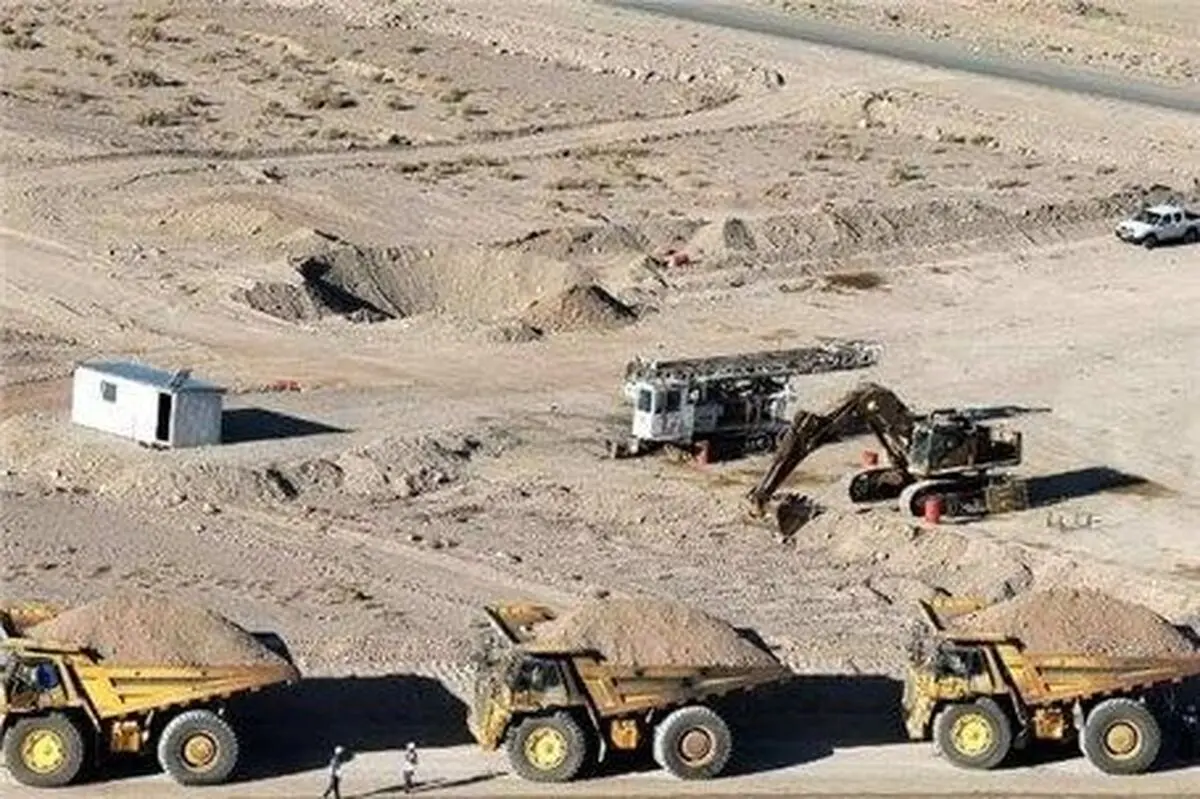 حدود ۲۰۰۰ نفر در معادن گلستان مشغول به کار هستند / بیشتر معادن زغال سنگ گلستان مشکل نقدینگی دارند و ماشین آلات آنها فرسوده است 