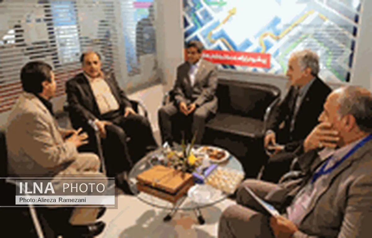 از فرصت پساتحریم برای روزآمد کردن بانکداری الکترونیک بانک کشاورزی استفاده می‌کنیم