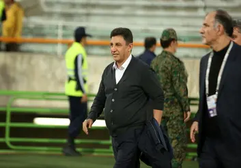 قلعه‌نویی: باید برای لیگ تصمیمی گرفته شود که حق هیچ تیمی پایمال نشود/ برخی در این شرایط با مصاحبه می‌خواهند خودشان را پیش هوادارانشان عزیز کنند